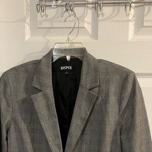 Kasper women’s black and white suit jacket size 10